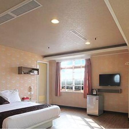 Ya Tai Hotel Kaohsiung Zewnętrze zdjęcie