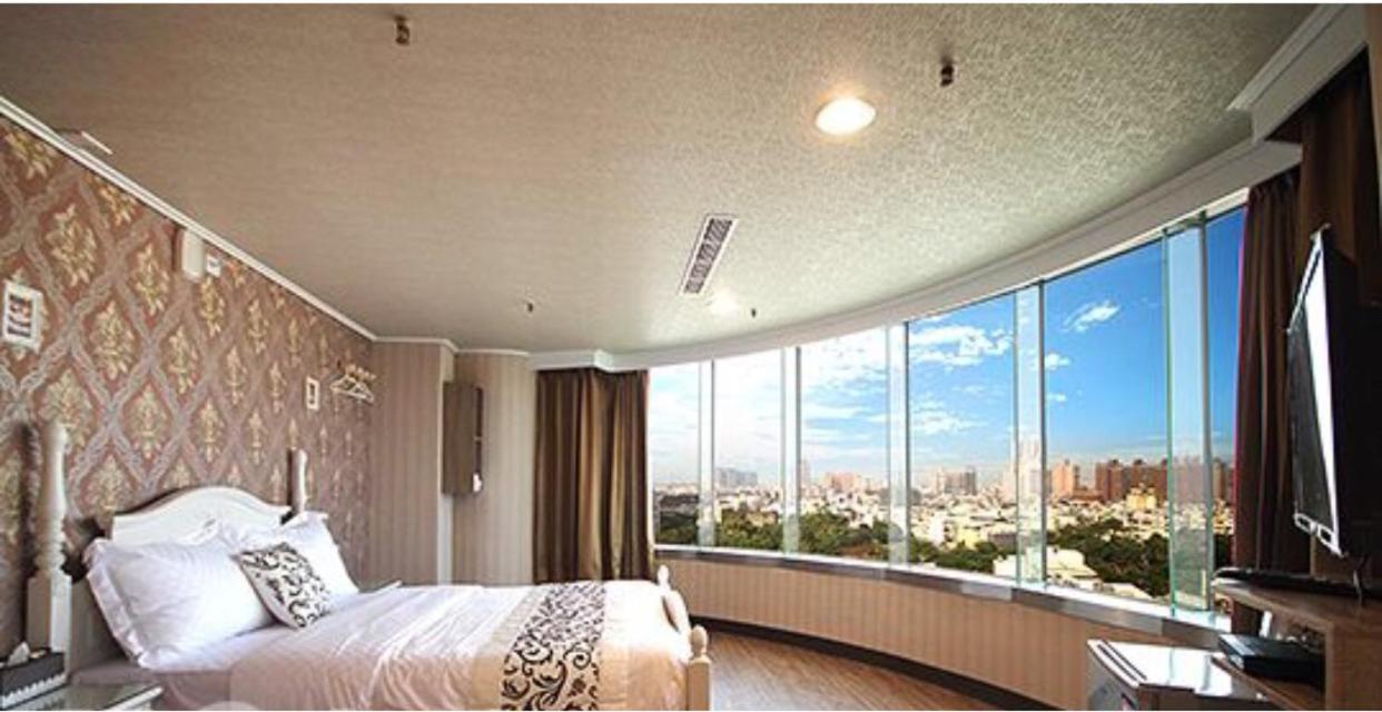Ya Tai Hotel Kaohsiung Zewnętrze zdjęcie