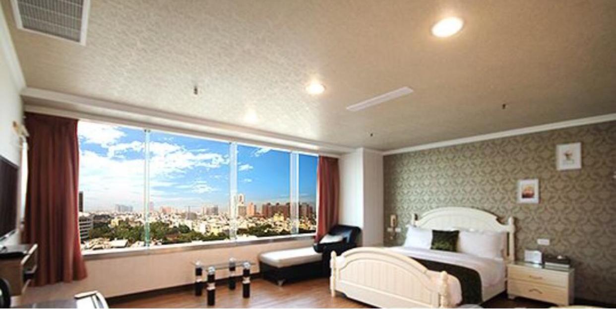 Ya Tai Hotel Kaohsiung Zewnętrze zdjęcie